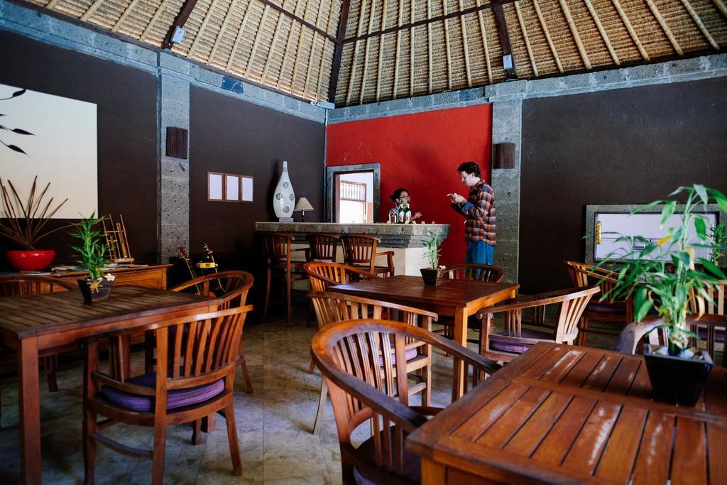 Ellies Hotel Nusa Dua  Exterior photo