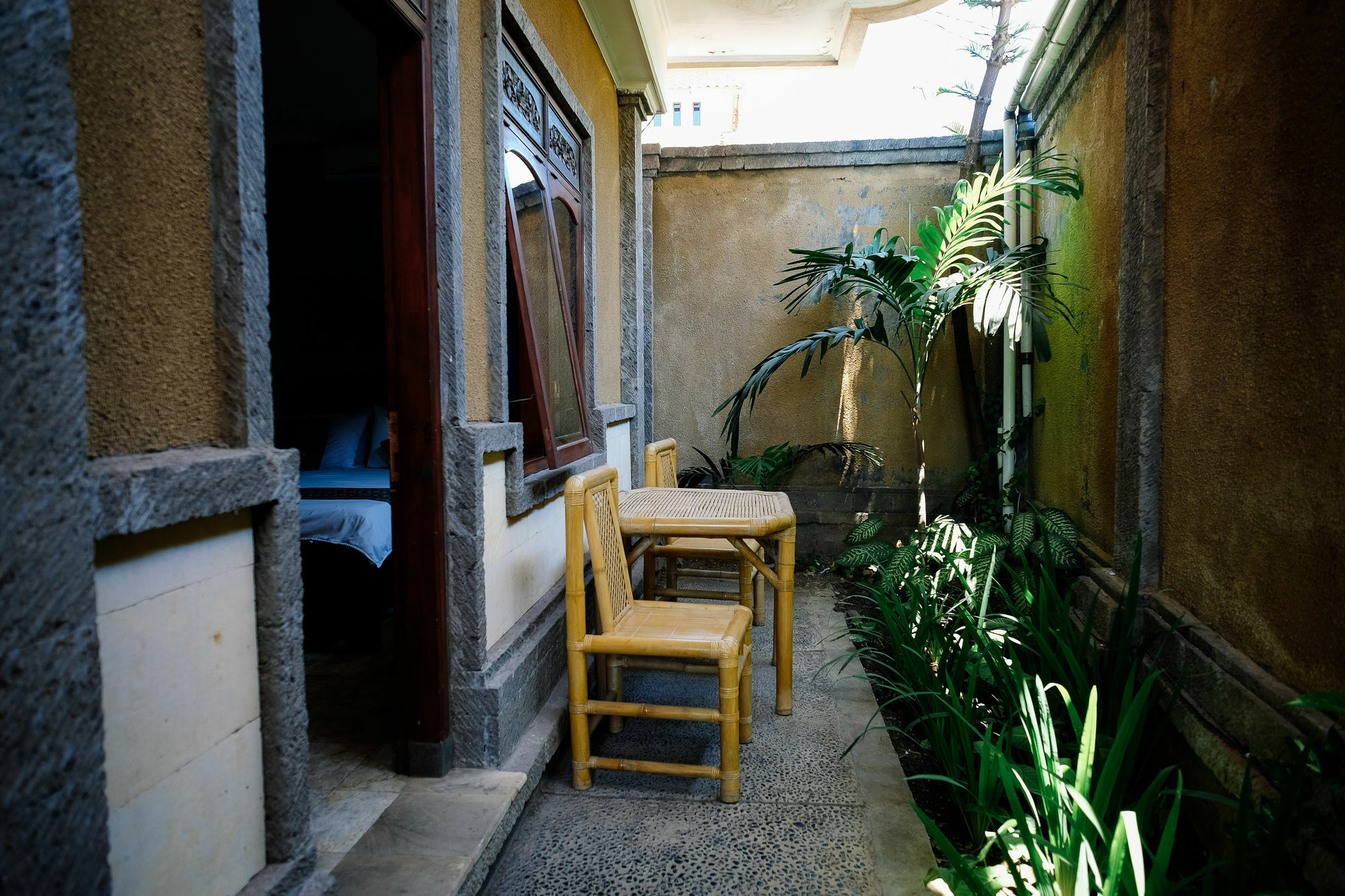 Ellies Hotel Nusa Dua  Exterior photo